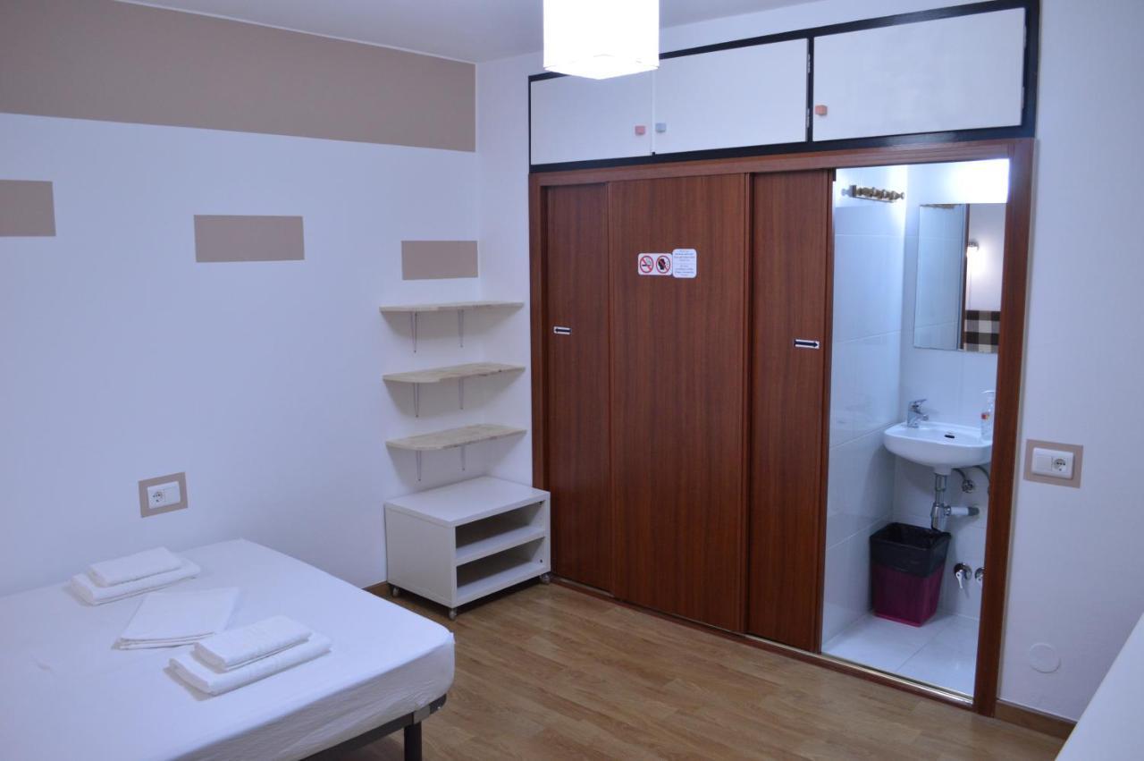 Ararat Hostel ซานติอาโก เด กอมโปสเตลา ภายนอก รูปภาพ