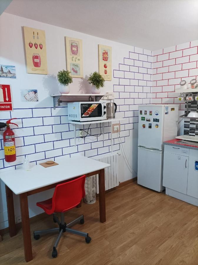 Ararat Hostel ซานติอาโก เด กอมโปสเตลา ภายนอก รูปภาพ