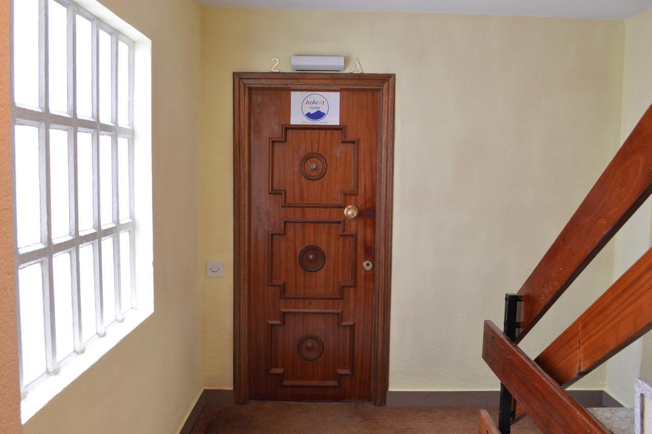 Ararat Hostel ซานติอาโก เด กอมโปสเตลา ภายนอก รูปภาพ